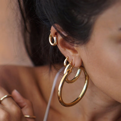 Alessia - Circle Hoop Earrings