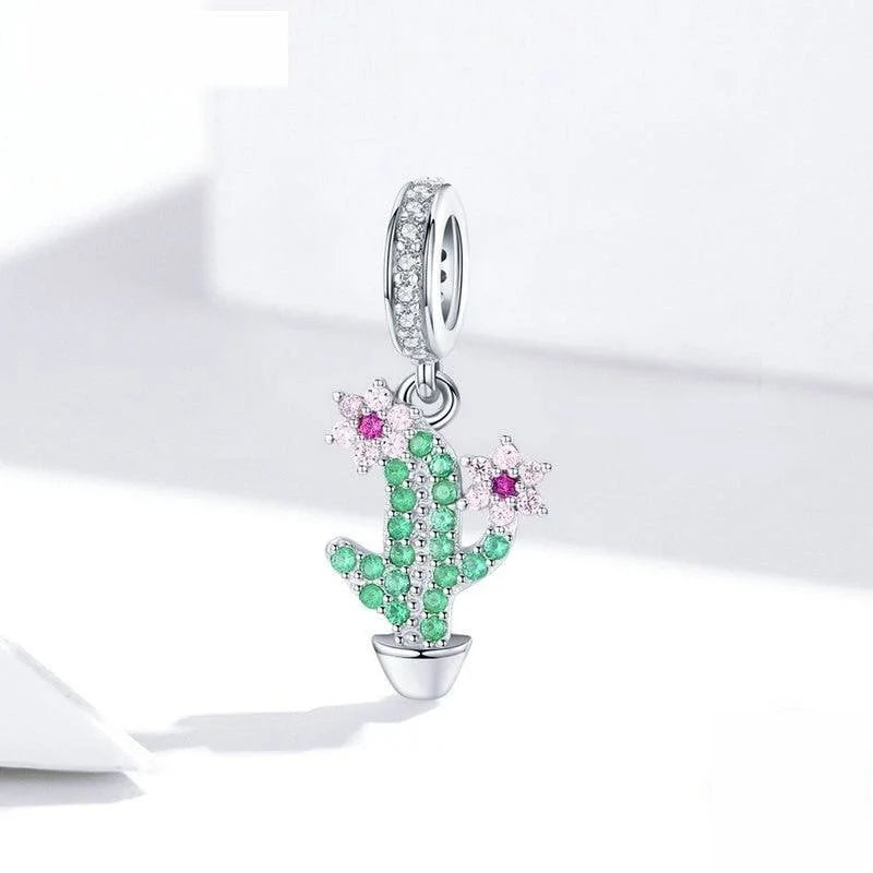 Cactus and flower silver charm - Figueira